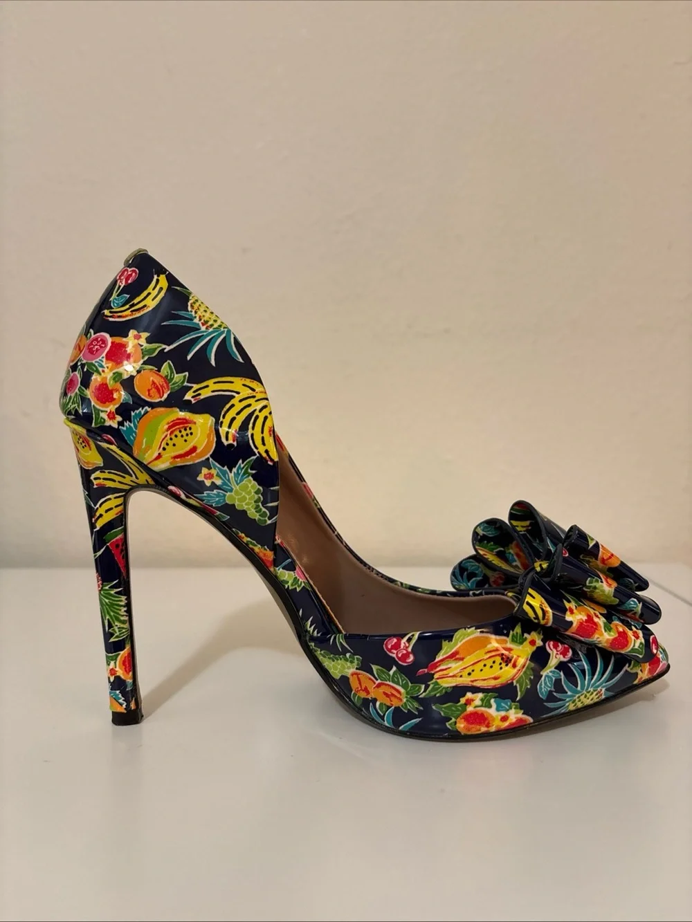 Betsey Johnson Prince Tropical Navy Floral & Fruit Bow Pointed Toe Heels
